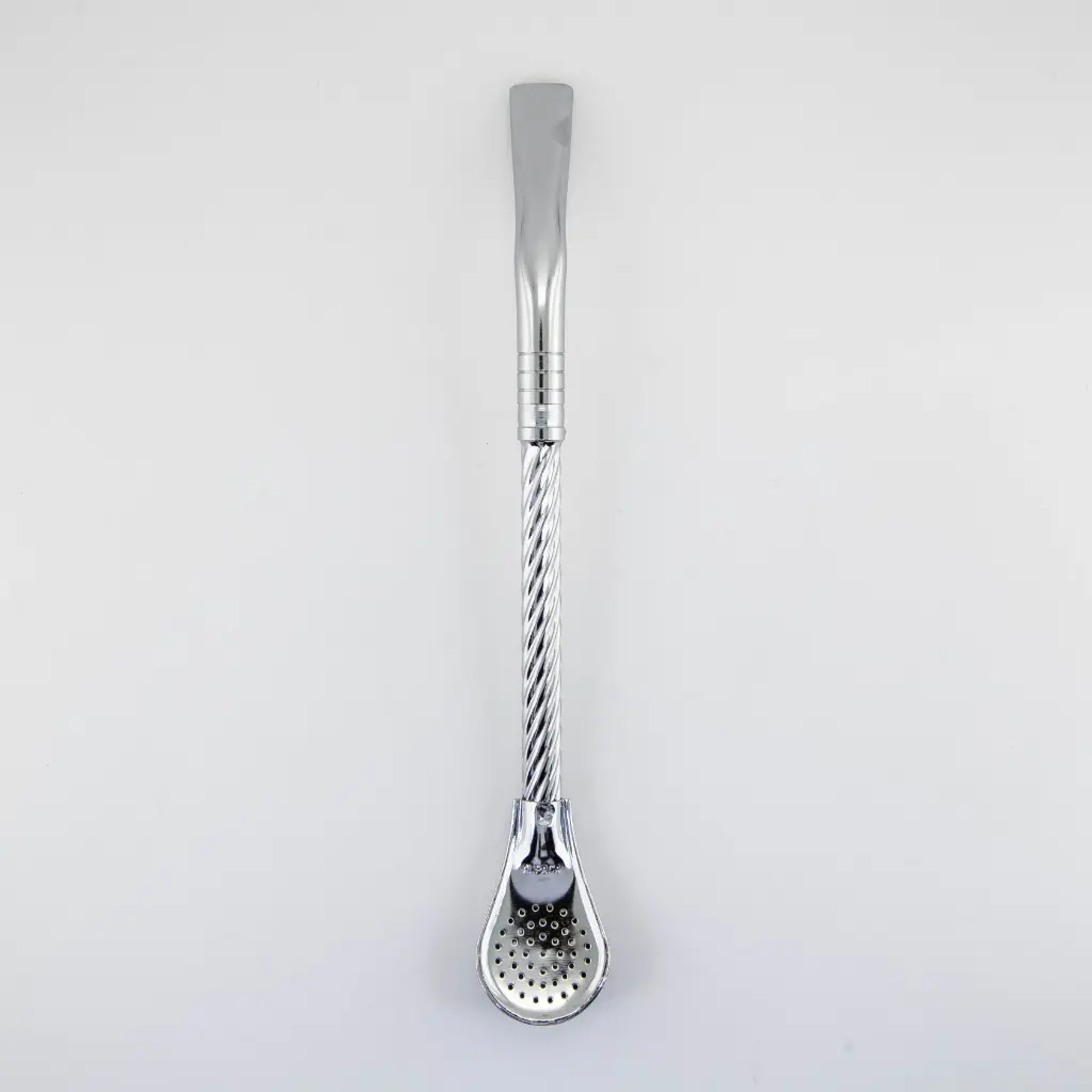 art. 121 Bombilla Alpaca Brasilera Bañada en plata caño repujado entero y coco paleta